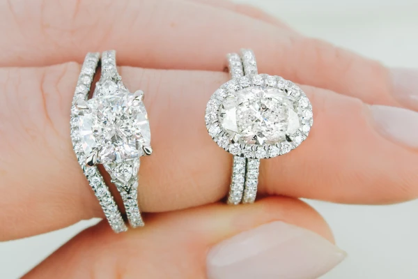 Oval Moissanite Engagement Ring